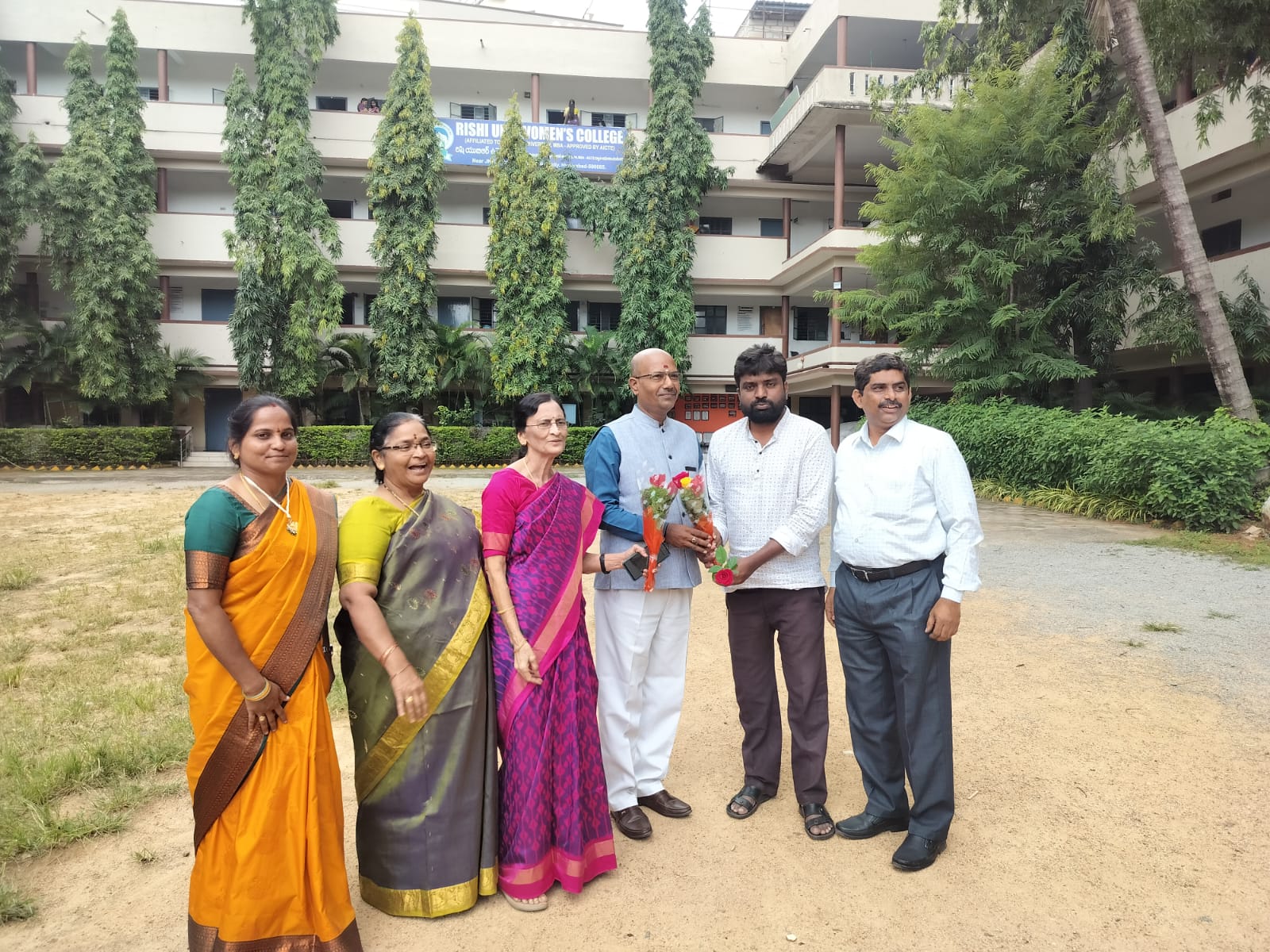 Whatsapp Image 2025 09 05 At 21.49.24